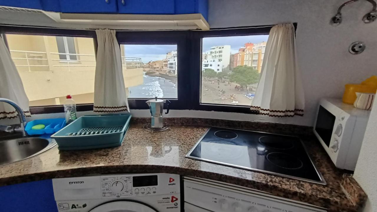 Views Of El Medano Beach, Two Экстерьер фото