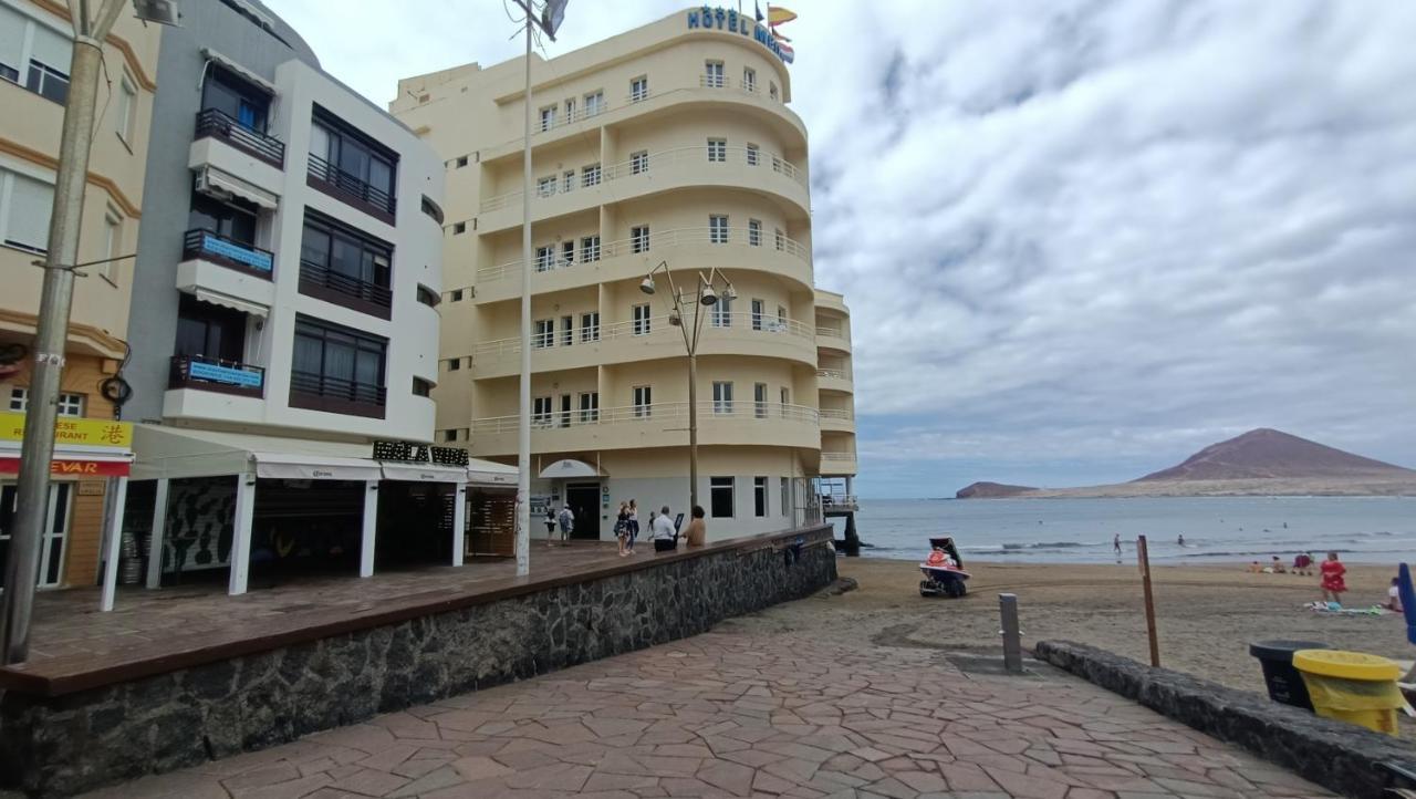 Views Of El Medano Beach, Two Экстерьер фото
